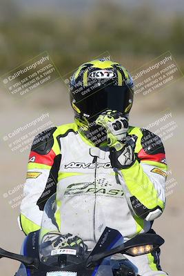 media/Jan-15-2026-Racers Edge (Thu) [[dfebeb70ab]]/2-A Group/Session 5 Turn 2/